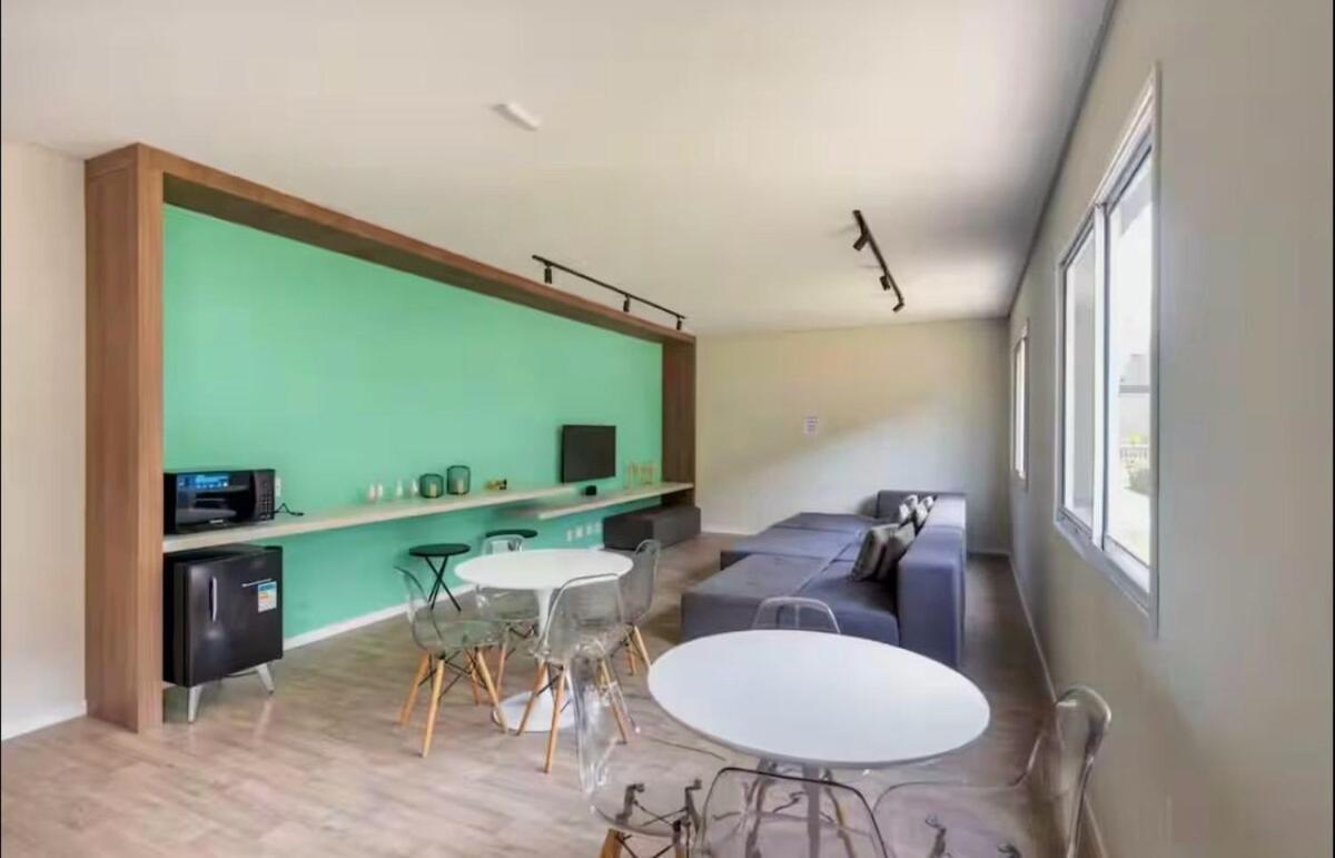 Loft Com Ar Condicionado E Piscina A 86 Metros Do Metro Bras *